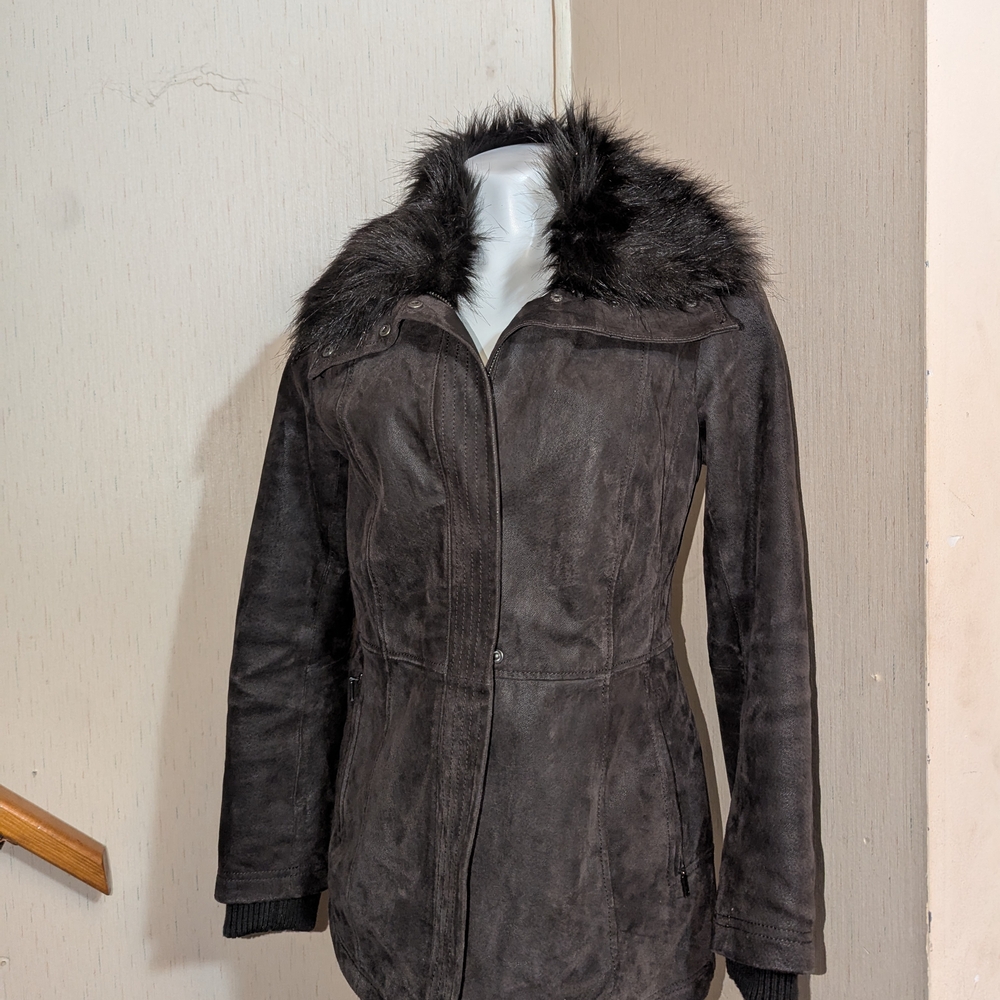 Women's Black Faux Fur Trim Jacket * Real leather like new